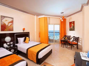 Sphinx Aqua Park Beach Resort