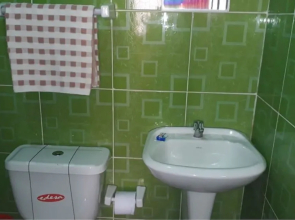 Yo-Lin Hostal