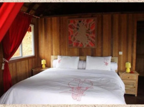 Pension La Perruche Rouge