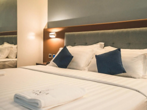 Henia Hotel