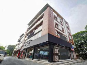 Fabhotel Dream Inn