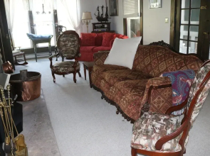 4757 Whiteside 6 Bedroom Home