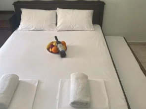 Olivia Apartments
