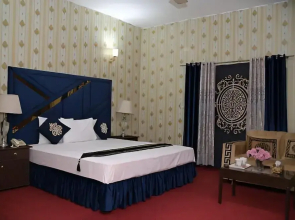 Green View Hotel