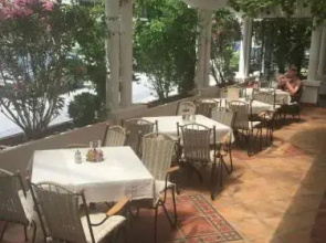 Guesthouse Villa ACD