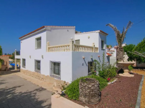 Villa con piscina privada - Carrió 0607