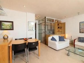Apartment Bloc Goya