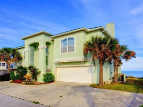 Beach Whisper, 4 Bedrooms, Sleeps 9, Beach Front, HDTV, WiFi
