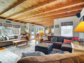 4 Mi to Sugarbush Resort: Waitsfield Retreat