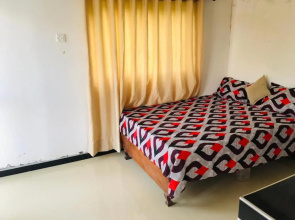 Akee Guest