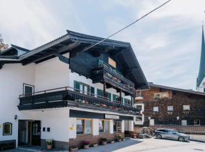 Kaiser Apartments