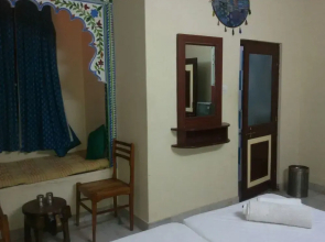 OYO 22442 Lake View Guest House And Restaurant