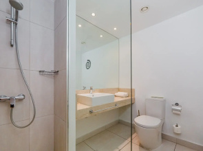 Napa Plaza Hotel - Adults Only
