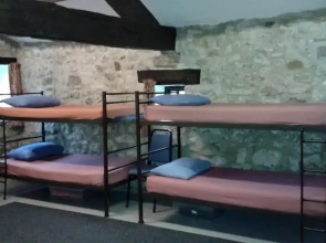 Skirfare Barn