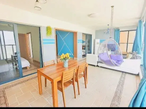 Yanzi Seaview Resort (Huizhou Vanke Double Moon Bay Store)