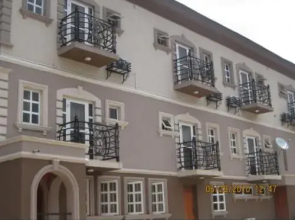 La Maison Hotel And Suites