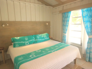 Small Hope Bay Lodge