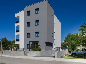 Stunning Apartment in Promajna With Wifi and 2 Bedrooms