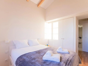 Modern 2BR Duplex Downtown by Art District by LovelyStay