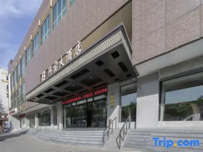 Hongbao Hotel (Xuchang Caowei Ancient City Pang Donglai Times Square)