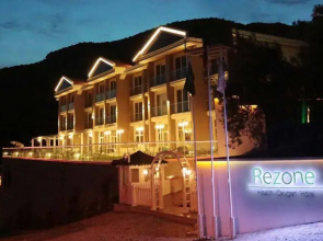 Rezone Health & Oxygen Hotel
