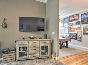 Modern Dalton Ranch Golf Club Home w/ Mtn View