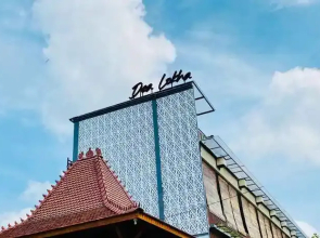 Dea Lokha Hotel