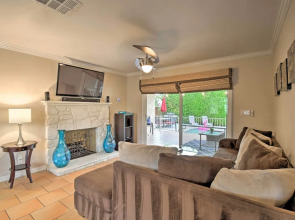 Palm Desert Abode: Pool, Walk to El Paseo District