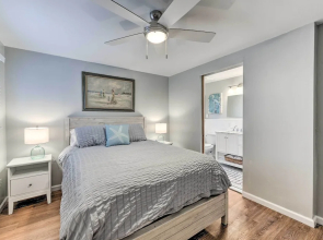 Coastal Brigantine Cottage: Walk to Beaches