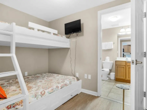 Palms Resort #1711 Jr. 2BR