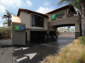 Holiday Inn Express & Suites Solana Beach - Del Mar