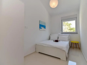 Denis Apartment