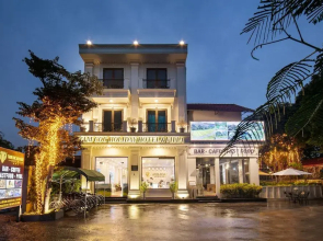 Tam Coc Holiday Hotel & Villa