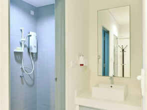 Summer Suites Residences by Subhome