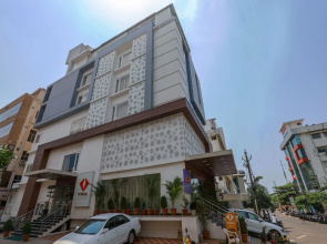 OYO 14282 Hotel Vivana