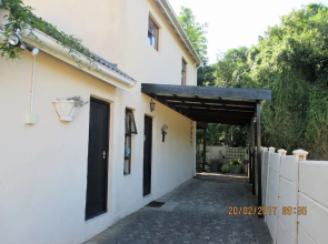 Syringa Tree Cottage