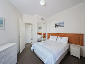 Shoal Bay Road, Barrington, Unit 601