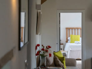 The Dairy - Luxury Cottage Hot Tub and Summer House Countryside Views Pet Friendly