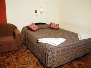 Peak Point Hotel