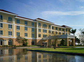 SEVEN Sebring Raceway Hotel