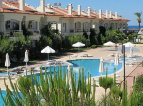 Villa SH14 by JoyLettings