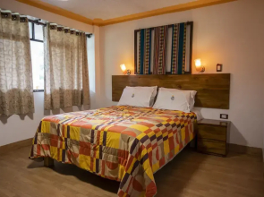 Tambo Lodge Canta