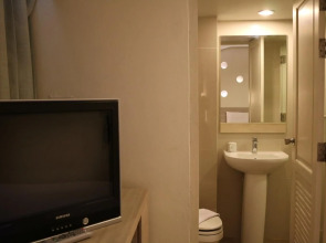 Sunshine Hotel And Residences