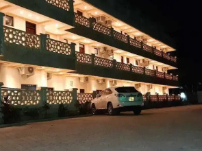 Salama Bling Beach Resort