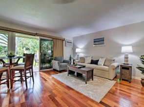Garden View Condo with Pool - 400 Feet to Beach!