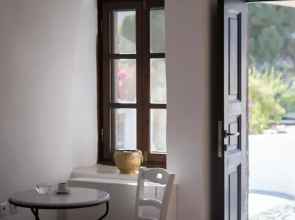 Madame Kalitsi-irini Apartment