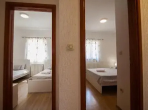 Apartment Teskera 1