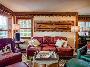 Camp 4 # 11: 3 Bedrooms + Bonus Sleeping Den, 3.5 Baths: Slope Side