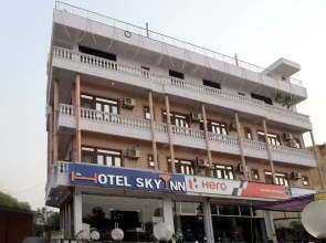 OYO 23499 Hotel Sky Inn