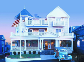 Anchor Inn Beach House
